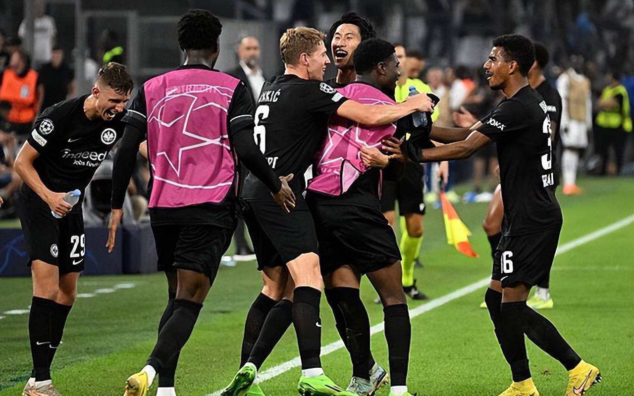 战术奏效！曼城双翼齐飞压制莱比锡整场无力还手！的简单介绍