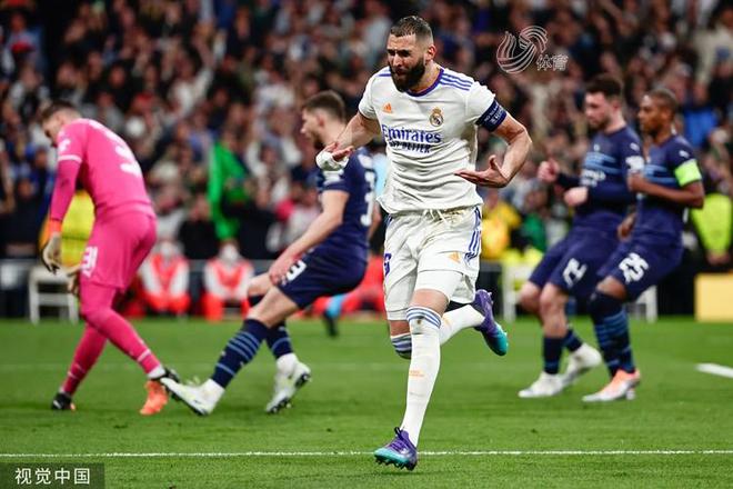 本泽马传射建功，皇马新星横空出世，场边球探频频记笔记的简单介绍