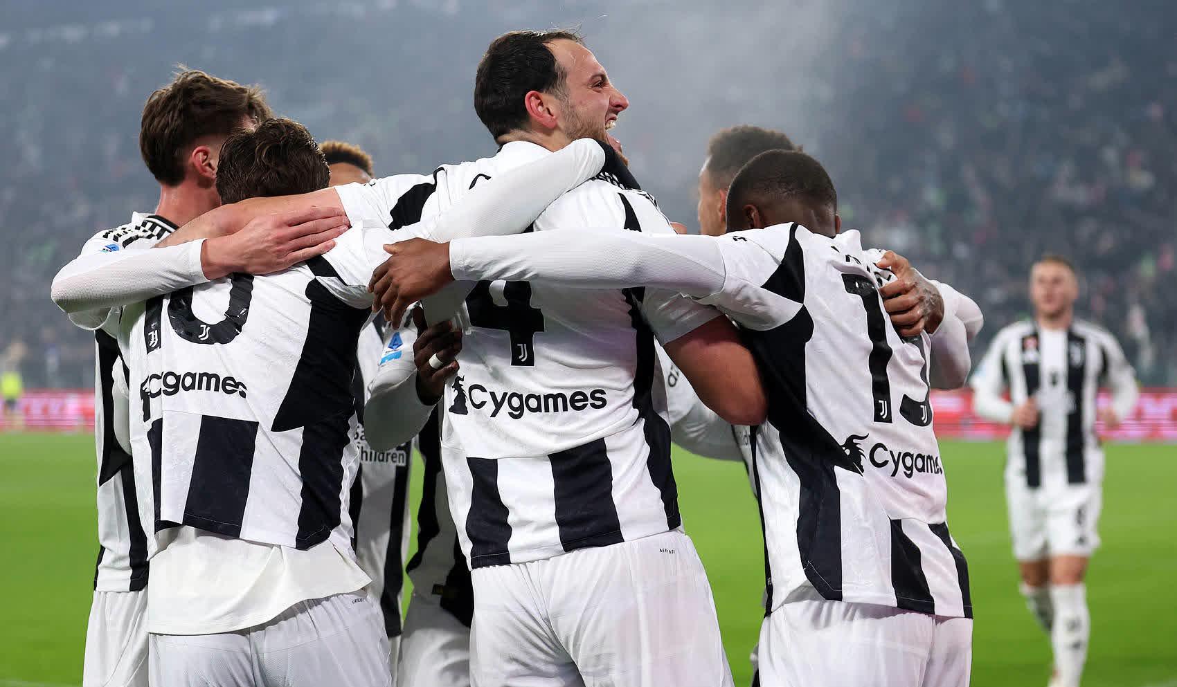 尤文图斯开场5分钟连进两球，武磊防线形同虚设！的简单介绍